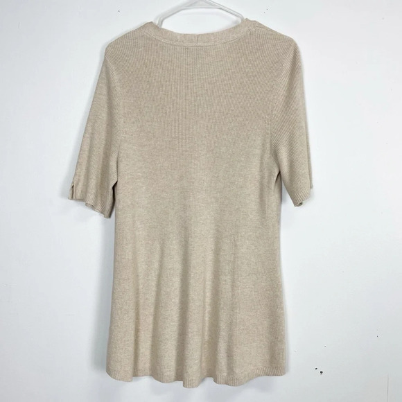 NEW Isaac Mizrahi Live Sweater Women Size Large Tan Short Sleeve Vneck Knit NWOT - Picture 2 of 9